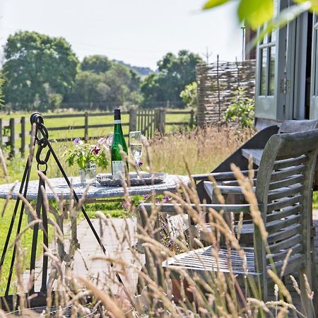 The Parlour, For Alton Towers & The Peak District Villa Uttoxeter Eksteriør billede