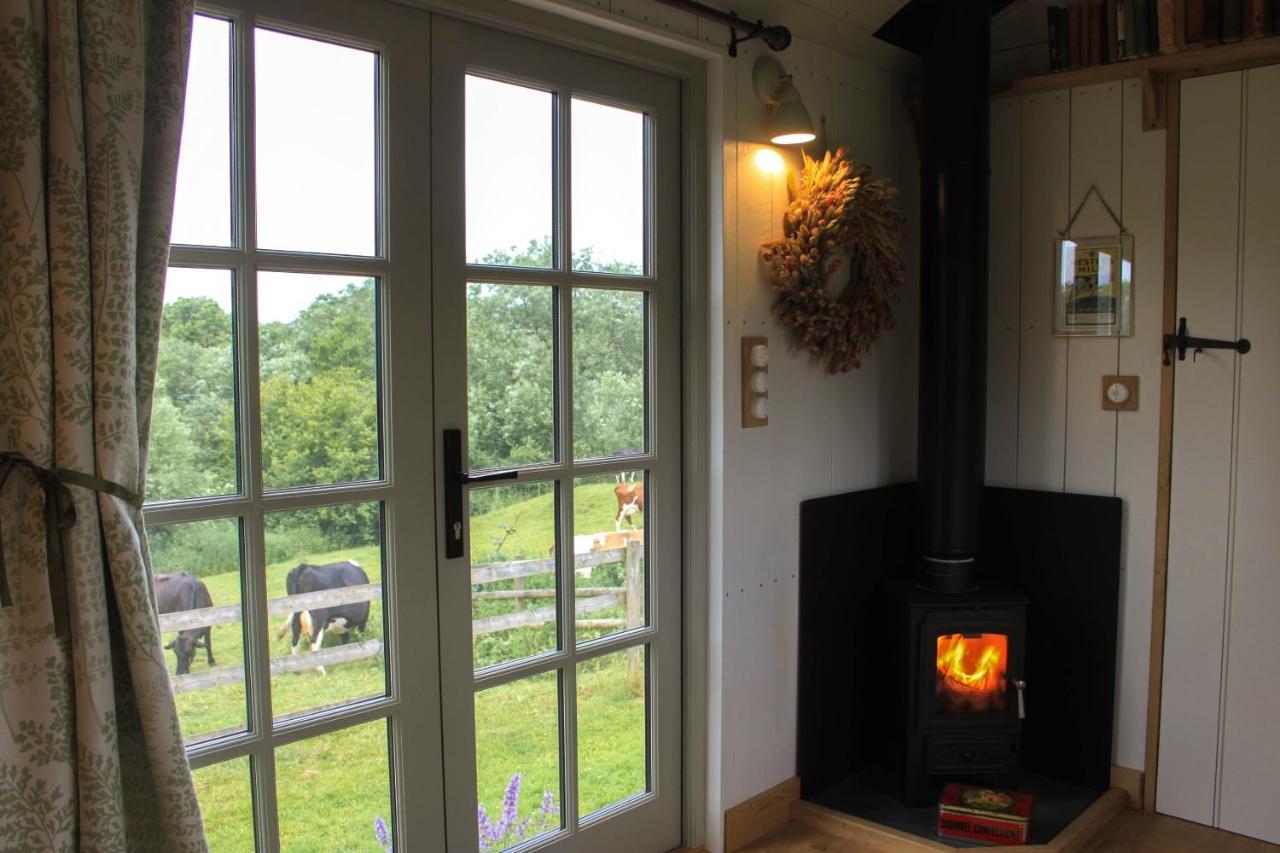 The Parlour, For Alton Towers & The Peak District Villa Uttoxeter Eksteriør billede